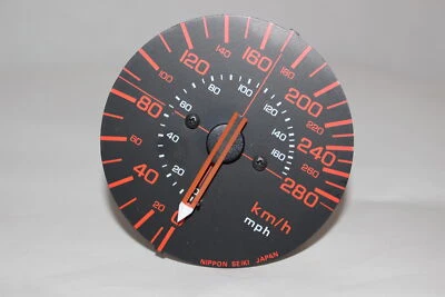 1984 HONDA VF1000 SPEEDOMETER GAUGE METER KILOMETERS (HTGU179) - Image 1 of 4