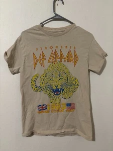 Brisco Brands Womens Size S Def Leppard Pyromania '83 US Tour T-Shirt Beige - Picture 1 of 2