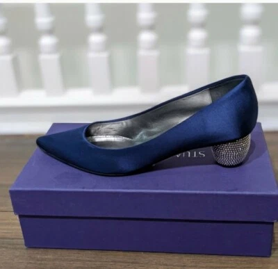 Stuart Weitzman Poco Midnight Satin Tacones 8 Piso Muestra Foto 1 de 4