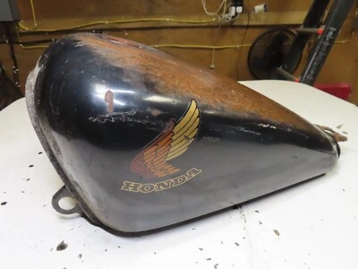 Honda CX650C 1983 tanque de gasolina personalizado Foto 1 de 4