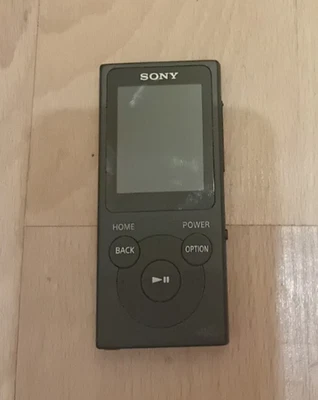 Sony MP3 Player NW-E394 8GB, Black - Image 1 of 4