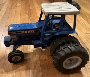 Ertl 1/12 Scale Blue FORD TW-15 Tractor With Duals Die Cast Farm Toy #818 - Picture 1 of 15