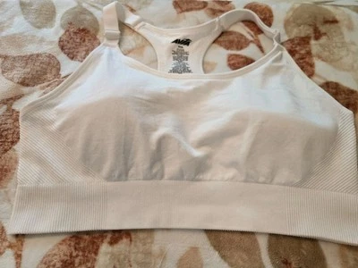 Womens Sz 3x Xxxl Avia Sports Bra White Padded Wireless Nwots - Image 1 of 4