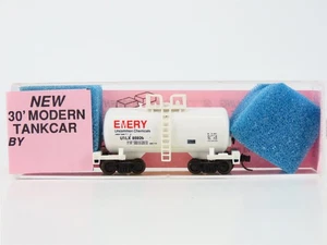 N Scale Roundhouse 8466 UTLX Emery 30' Modern Tankcar #85926 - Picture 1 of 8