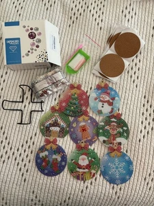 8 Stck. Weihnachten Diamond Painting Untersetzer Kits mit Halter, DIY Schneemann Bäume - Bild 1 von 6