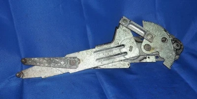 1968 1969 Chevy Camaro Firebird Passenger Door Window Regulator OEM Working - Image 1 of 4