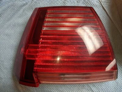 Luz trasera conductor MITSUBISHI GALANT 2004 2005 2006 LUZ DE FRENO OEM Foto 1 de 2