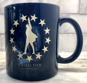 Hamilton Logo & Title Broadway Musical Show Rise Up Ceramic Coffee Mug 12 Oz - Bild 1 von 4