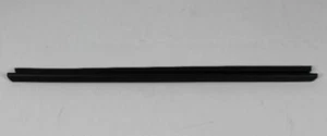 MOPAR 55276896A Window Scraper Seal Guarnizione finestrino anteriore sx dx Ram - Picture 1 of 1