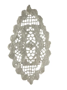 Vintage Doily White Handmade Of Cotton Thread Floral Shaped Center  - Imagen 1 de 9