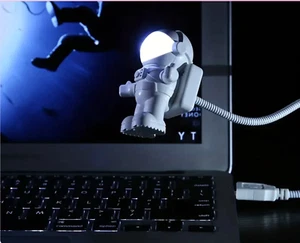 Astro Led USB Light Keyboard Night Light Flexible Astronaut - Afbeelding 1 van 3