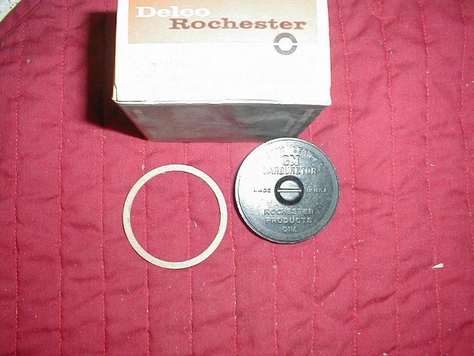 Nuevo de Lote Antiguo GM 1961 BUICK LESABRE 401 8 CILINDROS 2 BARRILES ESTRANGULADOR ESTADO Y BOBINA Foto 1 de 1