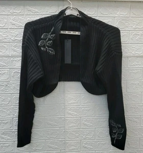 Neu DISTURBIA Amalthea bestickter offener Pullover schwarz Größe L - Bild 1 von 9