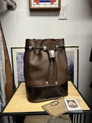 Bolso Bucket Vintage Años 90 Cuero Marrón Brighton Nuevo con Etiquetas con Cordón Correas Foto 1 de 4