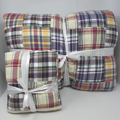 Pottery Barn Teen  DRESDEN PATCHWORK QUILT Twin & Sham Bedding - Image 1 of 4