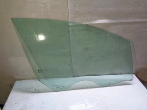 VAUXHALL ASTRA J MK6 DRIVERS SIDE FRONT DOOR WINDOW GLASS 2010 TO 2015 SHAPE - Picture 1 of 3