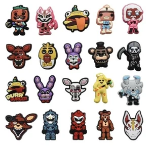 10 x Charms per scarpe Five Nights at Freddy's Game tema Suitbale per zoccoli charms - Foto 1 di 4