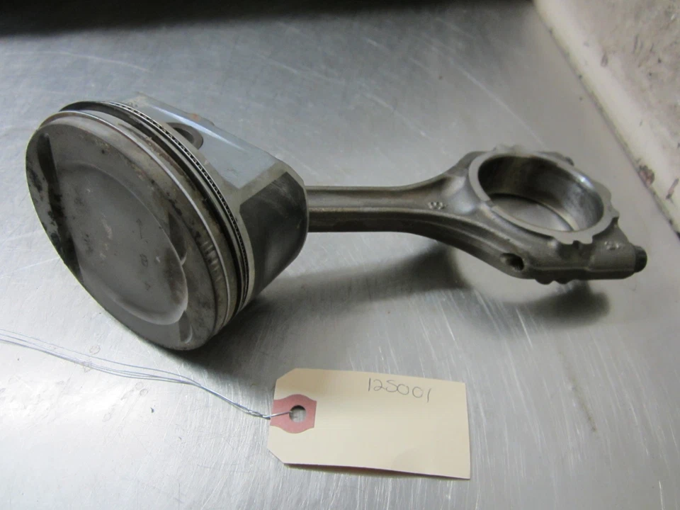 Piston and Connecting Rod Standard For 08-15 JEEP Patriot  2.4 05191341AA - Image 1 of 4