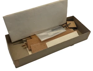 Roller Model Models ATSF 50' Airslide Covered Hopper Wood Kit in Original Box - Picture 1 of 3
