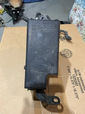 Subaru Forester 2004 caja de fusibles compartimento del motor  Foto 1 de 4