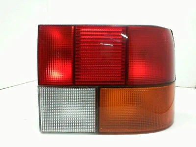 Feu arrière droit occasion RENAULT 19 Phase 1 - 1.4i - - Immagine 1 di 3