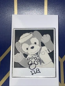 Characters & Cameras Mystery - Duffy Bear Chaser - LE 250 Disney Pin 99804 - Picture 1 of 7