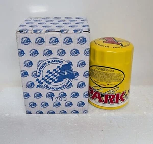 Steve Park #1 Action NASCAR 1:64 diecast in replica Pennzoil oil can NIB 102340 - Picture 1 of 4