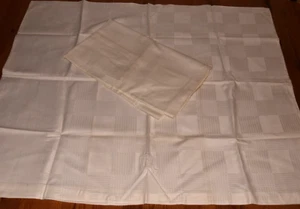 2 Alte Damast Kopfkissen Kissenbezüge Webmuster kariert unbenutzt (10531) - Afbeelding 1 van 3