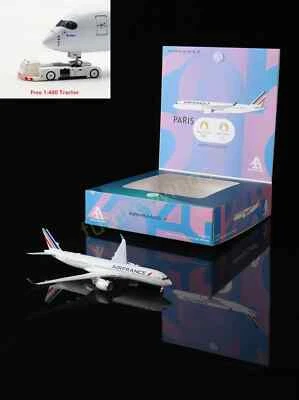 1:400 AeroPolaris 3590002 Air France A350-900 F-HUVJ Aircraft Model+Free Tractor - Image 1 of 4