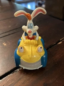 Roger Rabbit In Yellow Car Disneyland View Finder Toy Mickeys Toontown Amblin - Picture 1 of 7