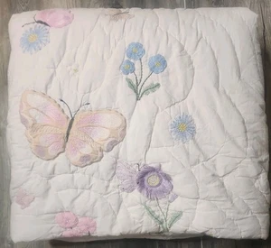 Pottery Barn Kids Wildflower Butterfly Quilt Full/Queen 86x86 Pre Owned  - Picture 1 of 4