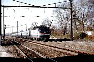 ORIGINAL KODACHROME SLIDE AMTRAK AEM-7 #931 NEWARK FEBRUARY 1989 - Picture 1 of 1
