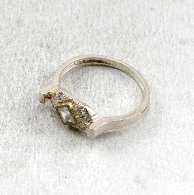 Giva 925 Sterling Silver Zircon Cubic Zircon Vintage Ring 925 Hallmark (Silver) - Immagine 1 di 4