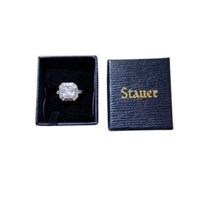 Size 6 Stauer .925 Sterling Silver Diamondaura® 2 ½ Carat Center Ring W2061 New - Picture 1 of 3