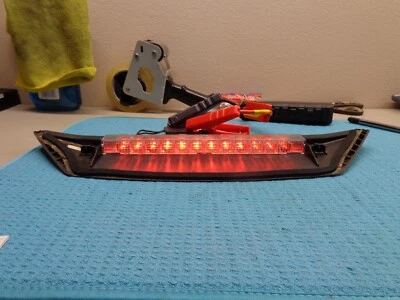 FORD POLICE INTERCEPTOR SEDAN 16 17 18 19 3RD CENTER THIRD BRAKE STOP LIGHT - Image 1 of 4