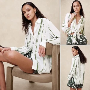 NUEVO CON ETIQUETAS Camisa Banana Republic The Perfect Mulberry Silk GRANDE Estampado Verde Botón Top - Imagen 1 de 14