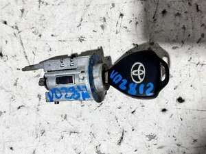 Toyota Hiace Ignition Barrel with Key TRH201 03/2005-04/2019 - Picture 1 of 8