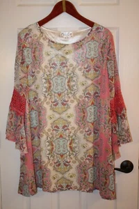 Lady Noiz Tunic Top Nylon Blend Cream Pink Floral Bell Sleeves Lace 1X EUC R326 - Picture 1 of 12