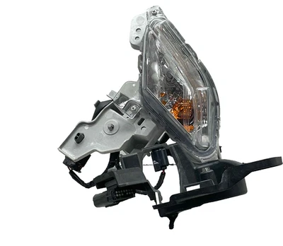 2018 Mazda CX3 Left Front Turn Signal Lamp Bumper Mount OEM DB4G51360A 2016-2022 - Image 1 of 4