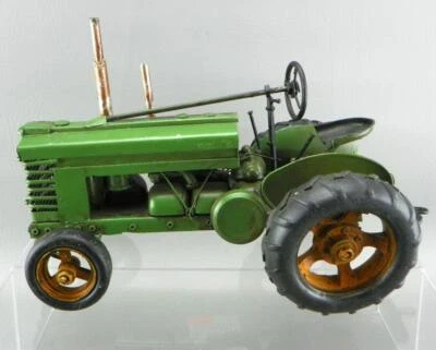 Decorative Metal Tin Plate 1/16 Replica Green 40's Style John Deere Farm Tractor - Image 1 of 4