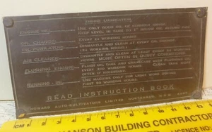 Old HOWARD AUTO-CULTIVATORS Ltd Australia Engine Lubrication Brass Badge  RARE - Picture 1 of 4
