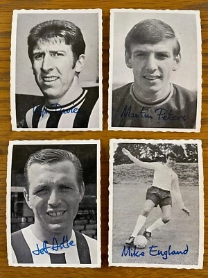 4 x A&BC crinkle Davies Newcastle Peters West Ham Astle West Brom England Spurs - Image 1 of 4