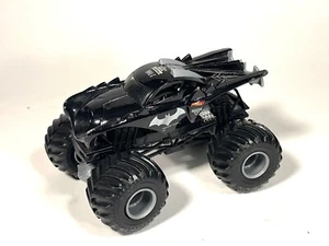 Batman Hot Wheels Monster Jam Batmobile 2 Time Racing Champion - 1:24 Scale - Picture 1 of 8