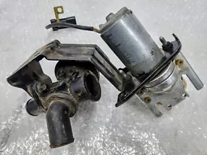 92-95 C4 Corvette ASR Throttle Control Servo Module Cable Adjuster & Diverter OE - Picture 1 of 6