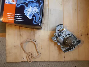 WATER PUMP FOR RENAULT CLIO 1.2 1.4 1991-1998 QH QCP2660 - Picture 1 of 1