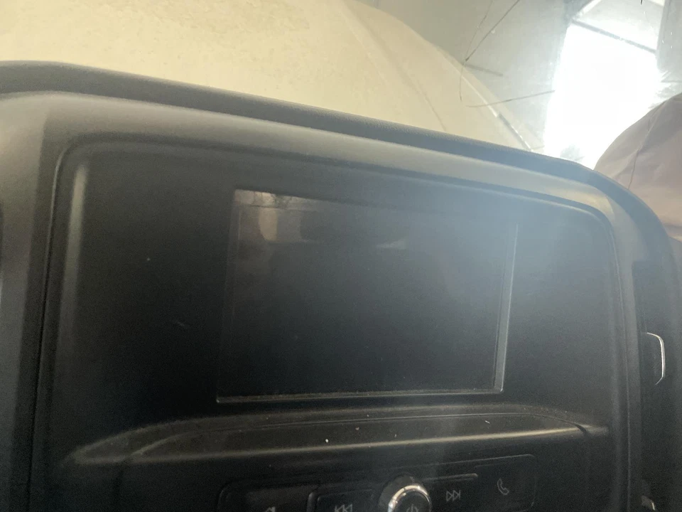 Used Front Center Infotainment Display fits: 2018 Chevrolet Silverado 2500 picku - Image 1 of 4