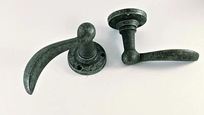 Old English Style Cast Iron Heavy sprung Pewter Lever Door Handles on Round Rose - Image 1 of 4