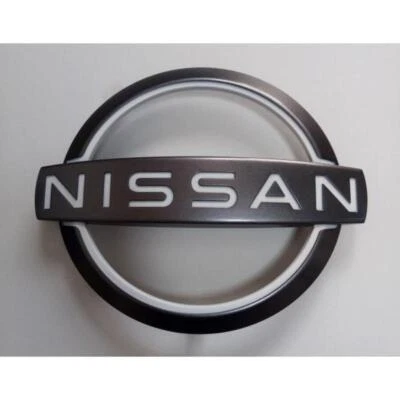 Parachoques delantero Nissan genuino OEM 370Z nuevo logotipo emblema  Foto 1 de 3