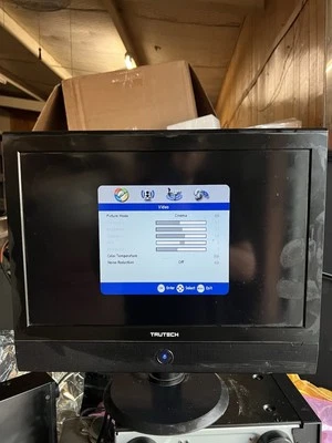 TRUTECH 19” 008-09-0119 TV TELEVISION RETRO PORTABLE SMALL KITCHEN - Image 1 of 4