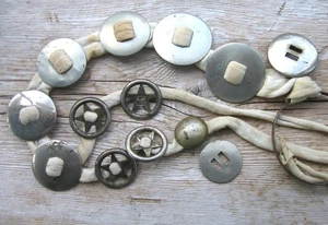 Lote de Conchos Ranurados Vintage Tono Plateado Estrellas Redondas Southwest Cuero Artesanía - Imagen 1 de 6